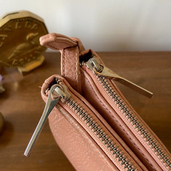 Matt & Nat • 3-pocket Purse / Bag • Blush Pink • Adjustable Strap - Picture 3 of 11